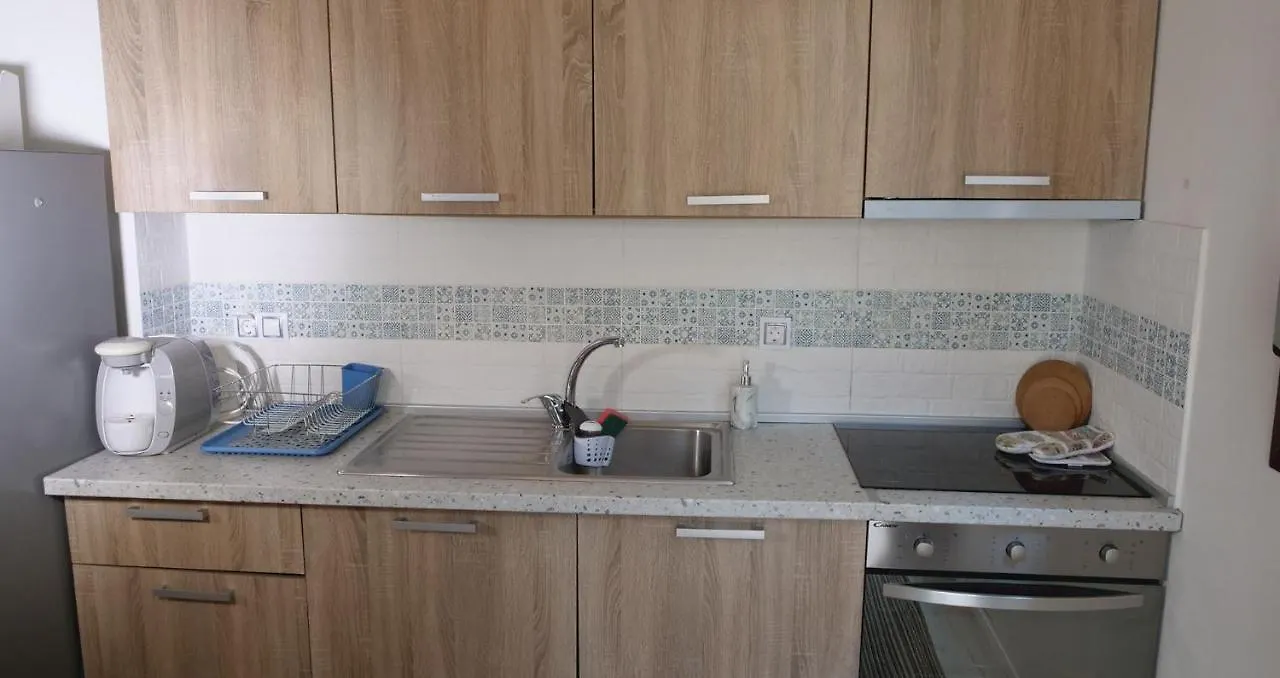 Villa Azzuro Ground Floor Nea Kallikrateia 0*,  اليونان